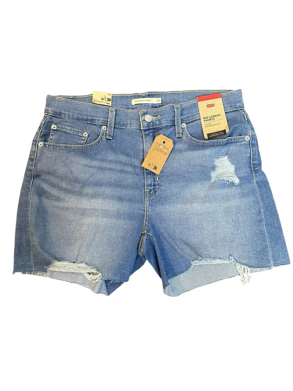 Levi’s Mid Length Shorts I'm Just A Fan Medium Wash Size 32 NWT Stretch Denim
